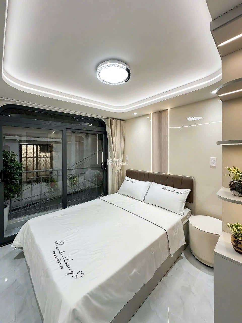 Nhà đẹp, 1 lầu, 2 phòng ngủ, Hẻm 122, Dương Quảng Hàm. Gần ĐH Văn Lang, Emart