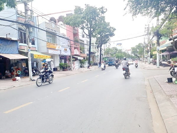 BÁN NHÀ ĐẸP HƯNG PHÚ - 60m2 (NGANG 4m) - 3 TẦNG - HẺM LỚN - HƯNG PHÚ PHƯỜNG 10 QUẬN 8