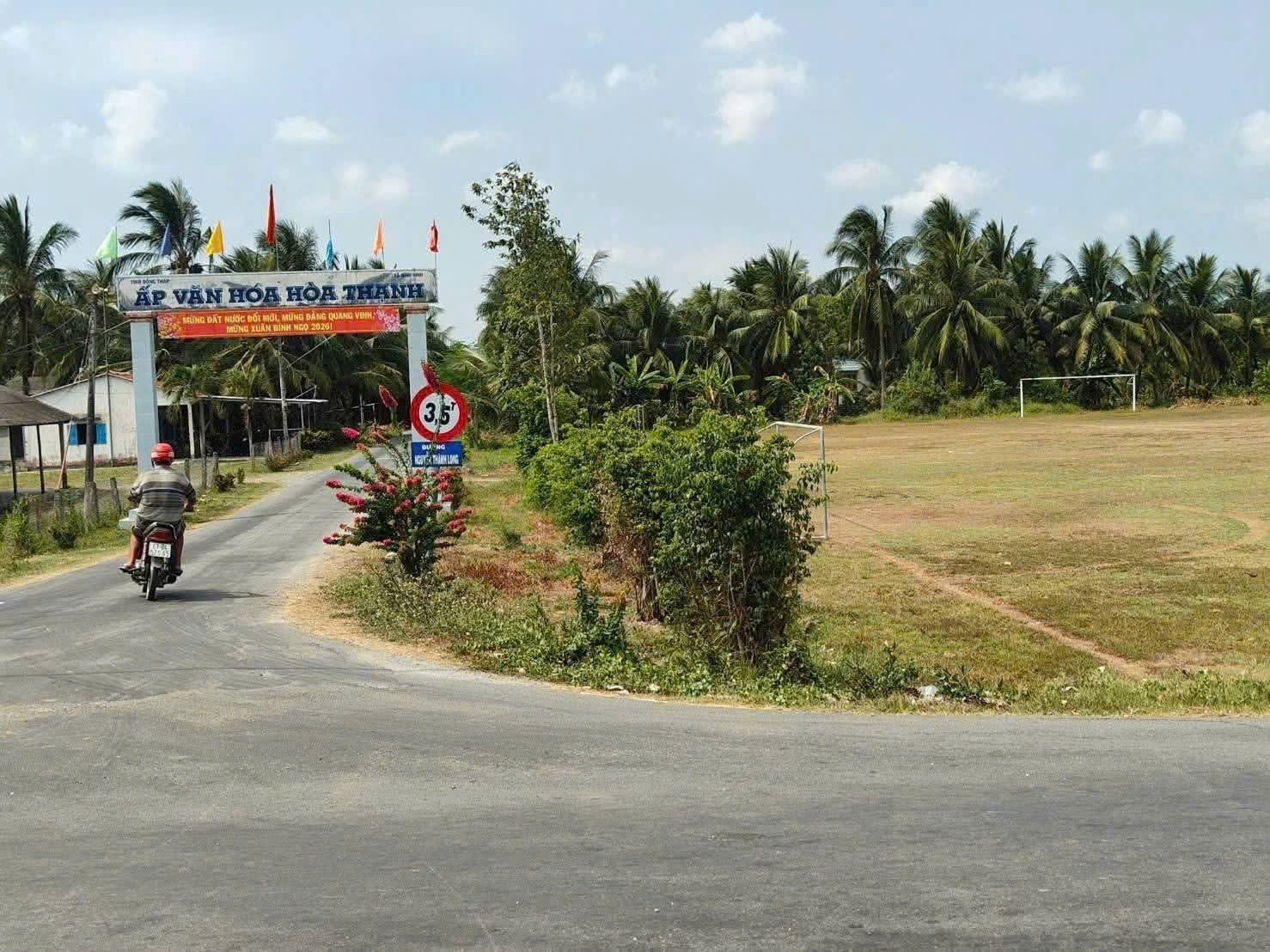 ĐẤT NỀN ĐẸP GIÁ RẼ ẤP BÌNH NINH, HUYỆN CHỢ GẠO, TỈNH TIỀN GIANG CŨ ( TỈNH ĐỒNG THẤP MỚI)