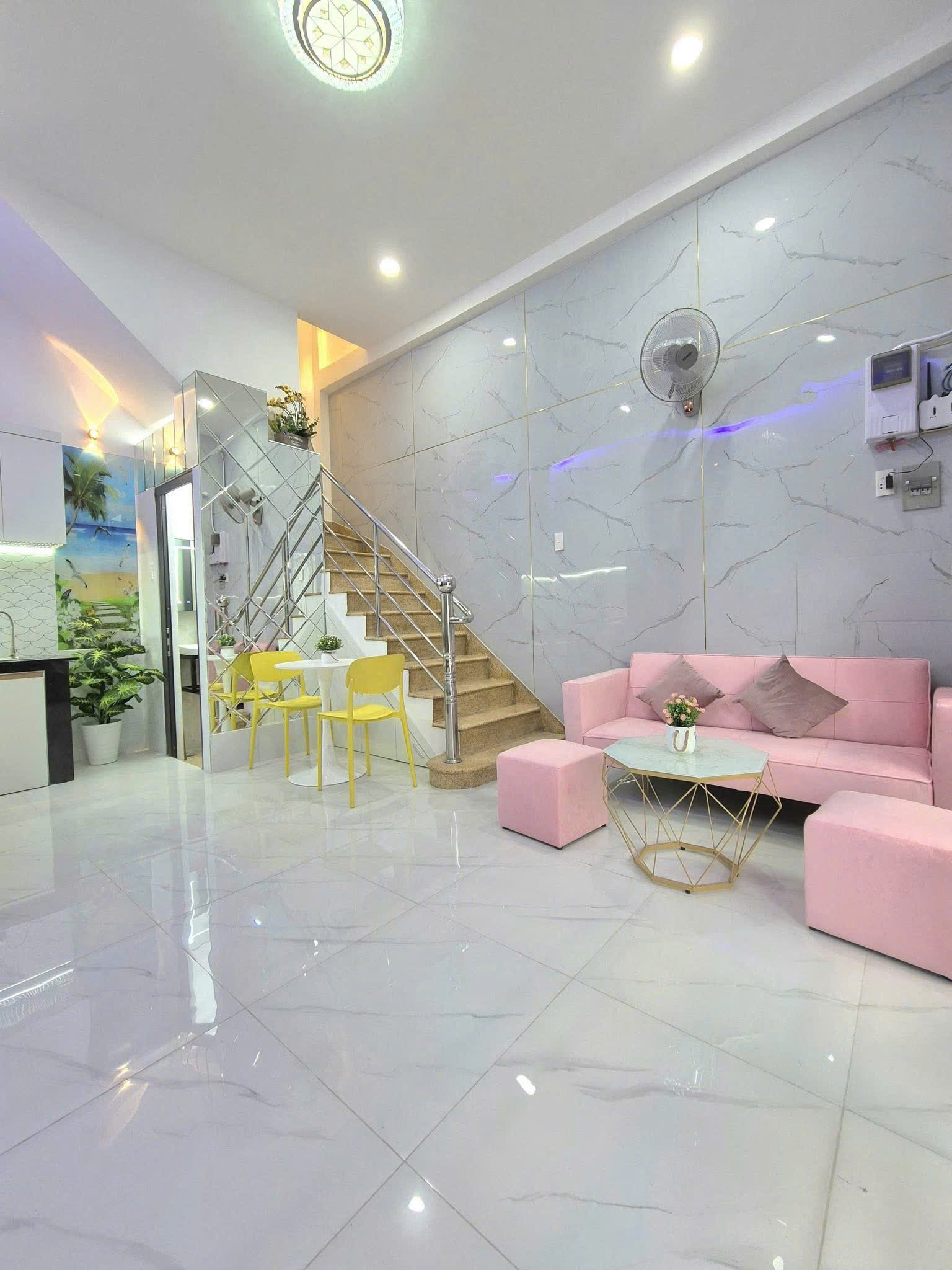 Siu phẩm nhà đẹp Q10, giá 3tỷ790, full nội thất, dọn vào ở liền, HXH, vị trí đẹp, LH ngay