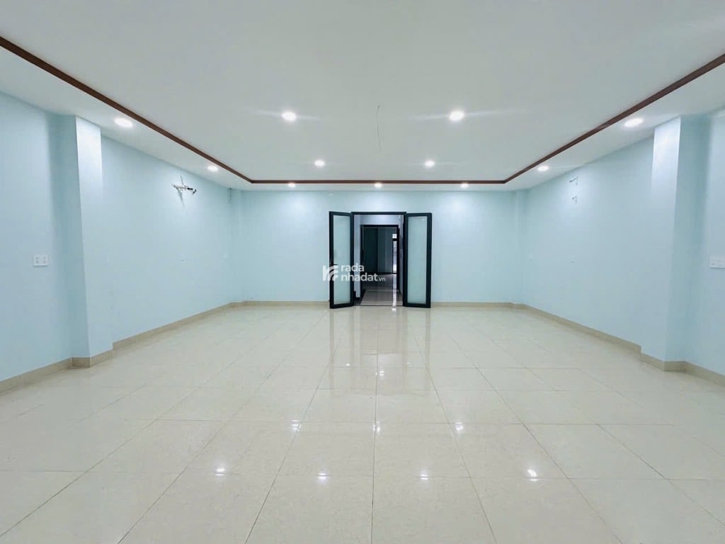 MẶT TIỀN 208m2 PHAN THỊ HÀNH, 6 TẦNG BTCT, dòng tiền 60 triệu/ tháng