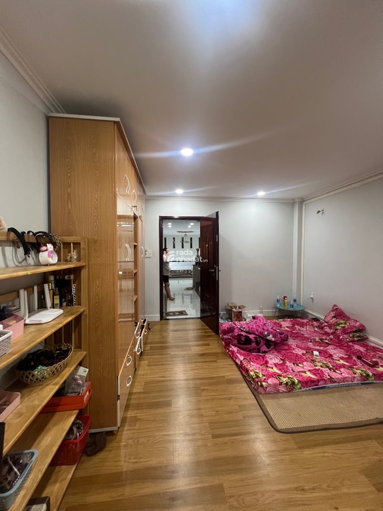 BÁN KHÁCH SẠN KẾ BÊN CHỢ BÌNH CHÁNH_ĐƯỜNG 10M KINH DOANH SẦM UẤT NGANG KHỦNG 12M HƠN 9,5 TỶ 