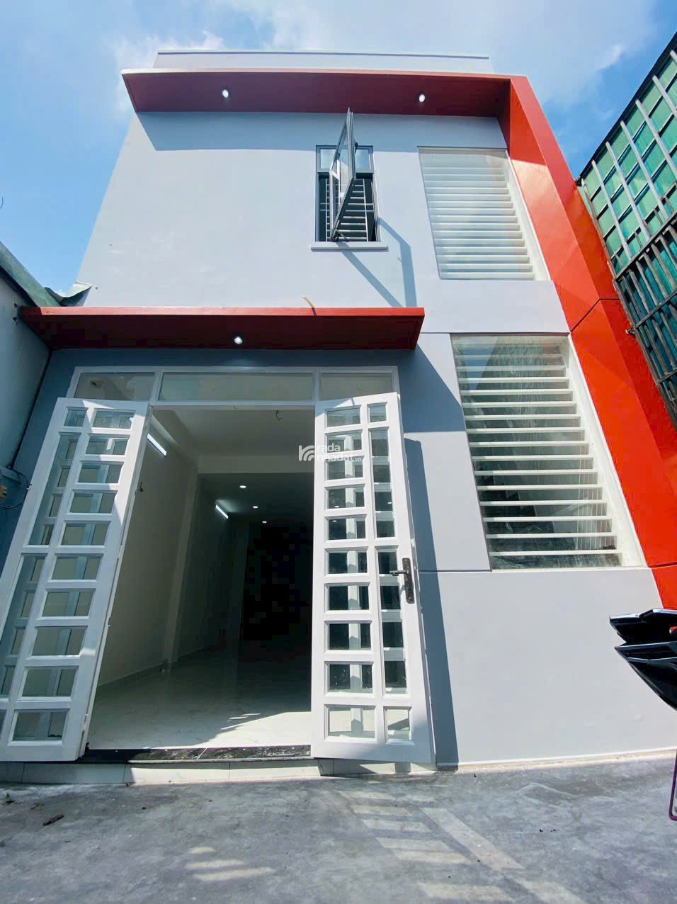 BÁN NHÀ ĐƯỜNG PHAN VĂN HỚN, NGAY CHỢ ĐẠI HẢI, 5X12M, SHR