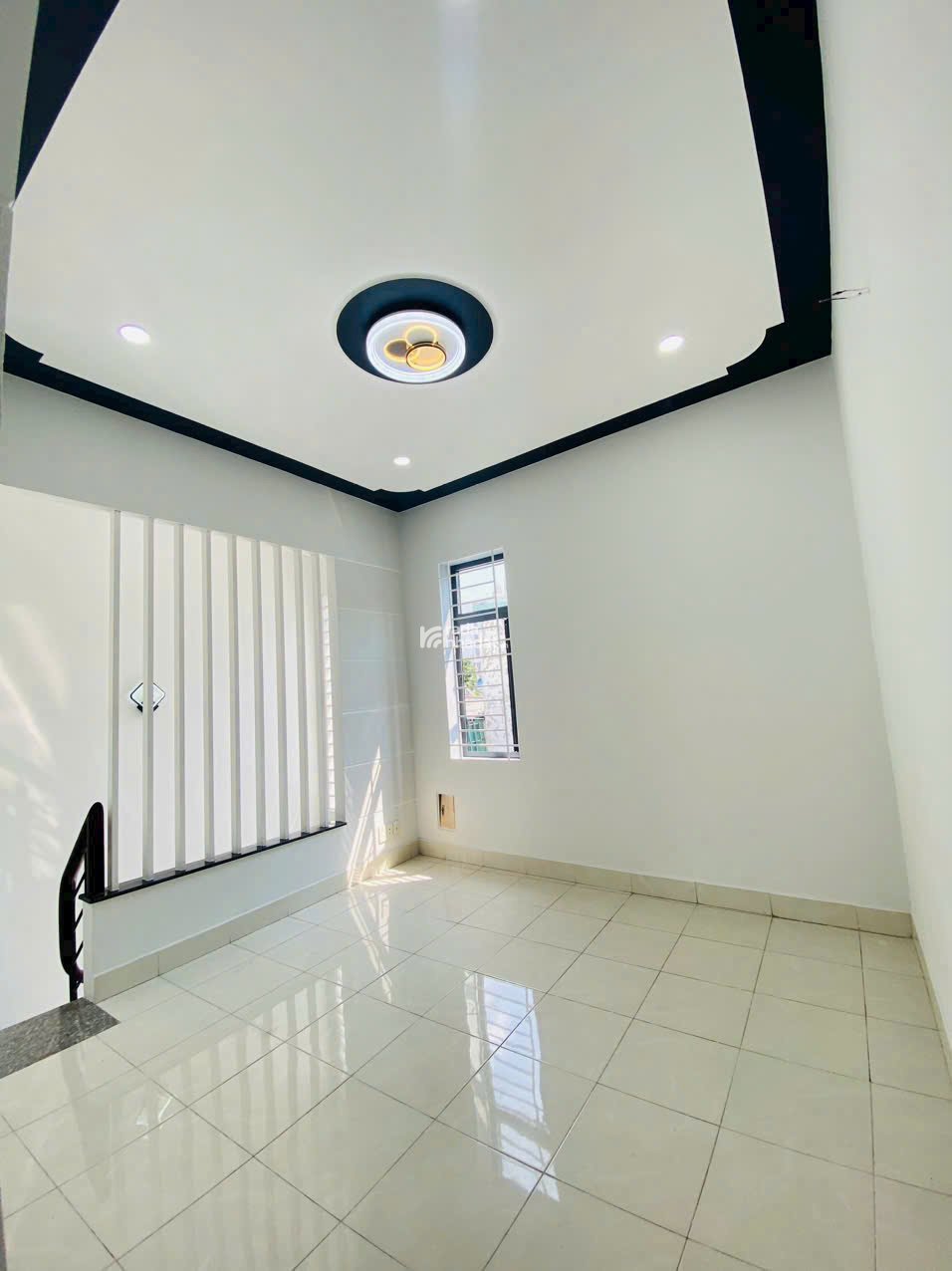 BÁN NHÀ ĐƯỜNG PHAN VĂN HỚN, NGAY CHỢ ĐẠI HẢI, 5X12M, SHR