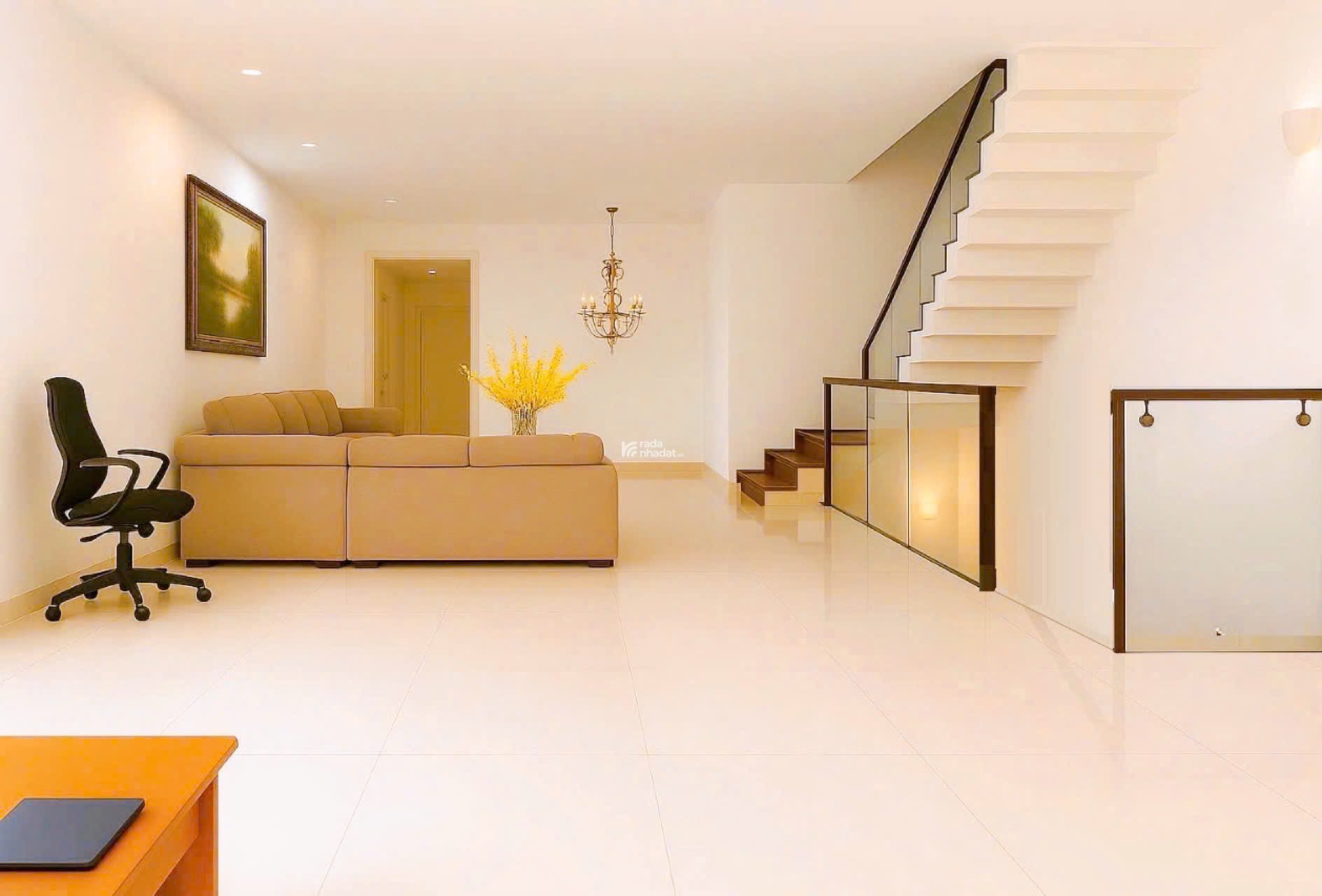 Bán nhà Hẻm Xe hơi Cách Mạng Tháng Tám - QUẬN 3 - Diện tích 5.5 x 19 m - Giá 25 tỷ