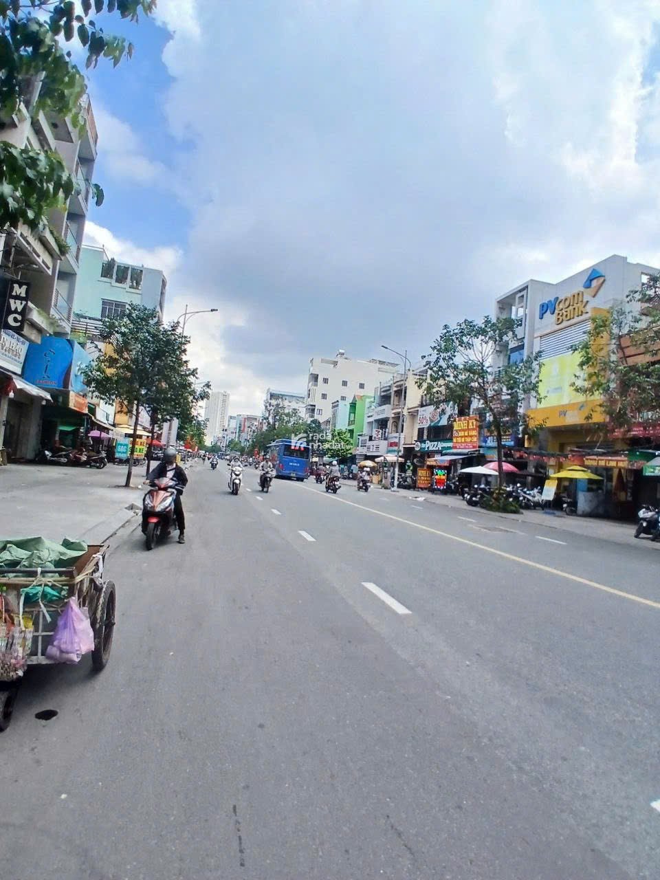 Nhà 4 tầng MT Hậu Giang P5 Q6 HĐ thuê 69tr giá 41 tỷ TL