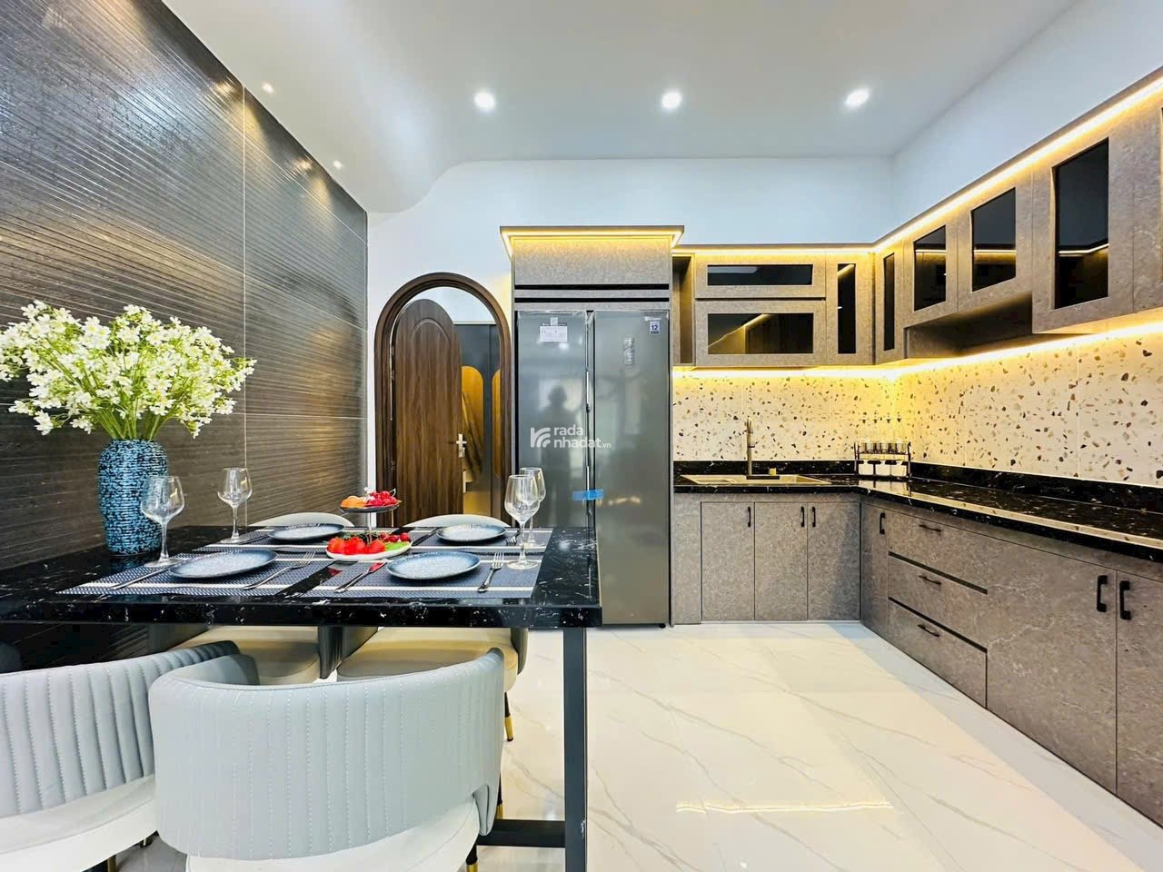 Bán nhà tại trung tâm đường Cô Giang Phú Nhuận sổ hồng riêng chính chủ 51m2