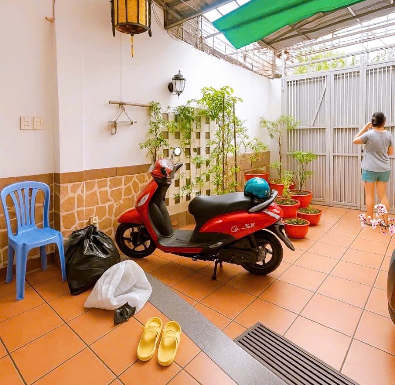 Bán nhà Mặt tiền Sao Mai, 5.2 x 20 m, QUẬN TÂN BÌNH, giáp Cách Mạng Tháng Tám, 6 tầng, Giá 24 tỷ