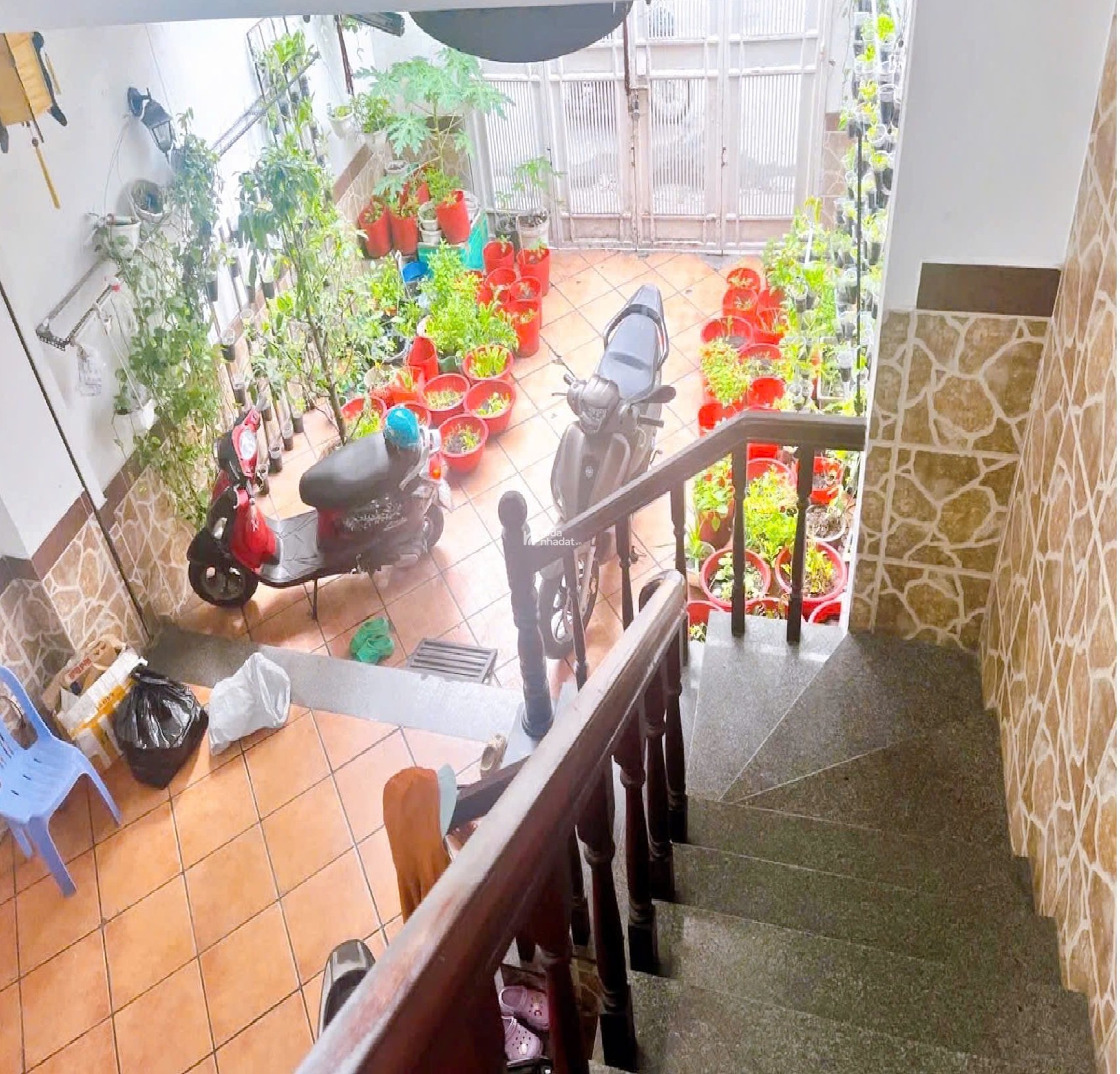 Bán nhà Mặt tiền Sao Mai, 5.2 x 20 m, QUẬN TÂN BÌNH, giáp Cách Mạng Tháng Tám, 6 tầng, Giá 24 tỷ