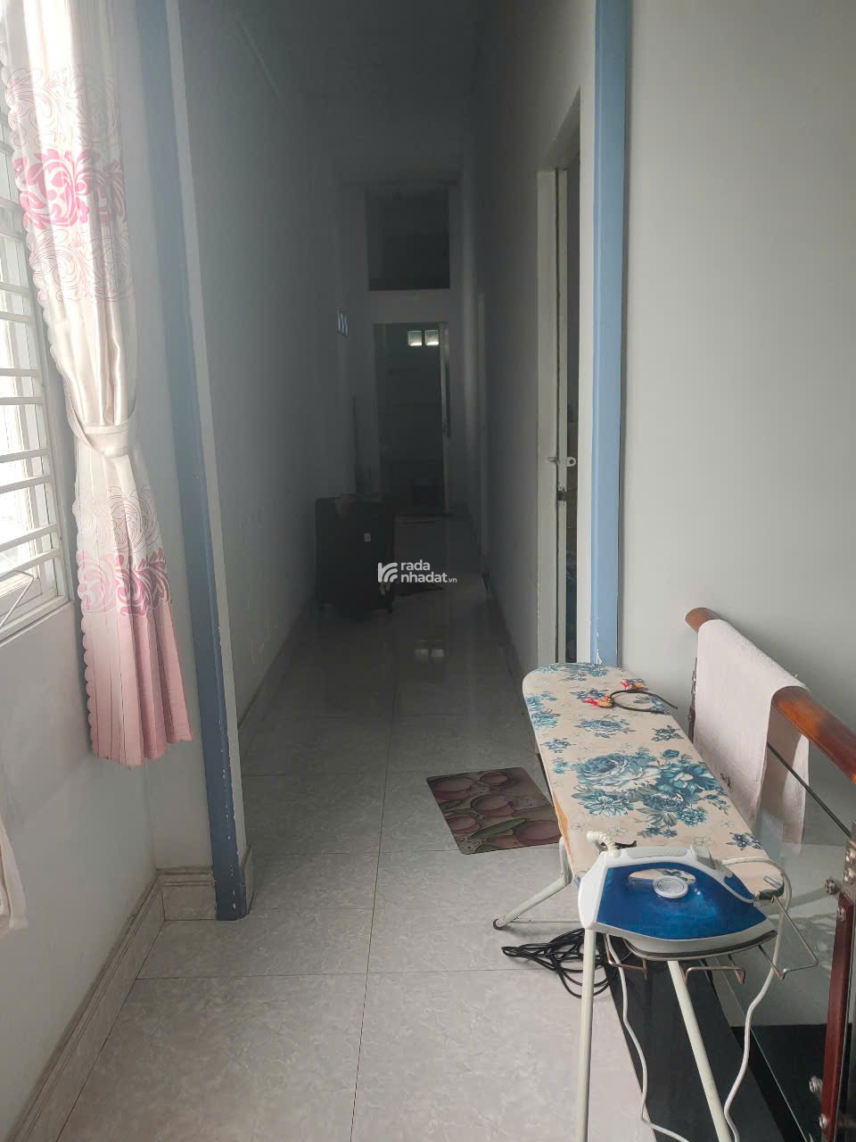 Nhà 150m2, tầng trệt": 1P.khách 1p. ănbếp 1 tolet, tầng 1 bankong P.khách 2.P. ngủ, 1 tolet. 
