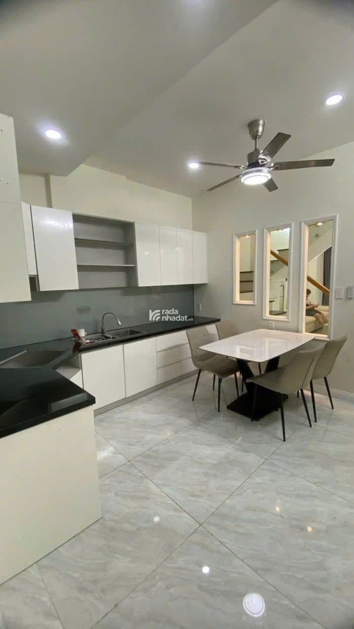 MUỐN BÁN GẤP!! Nhà Phạm Viết Chánh P19 Bình Thạnh, giá 4ty5, HXH, hướng vào trung tâm