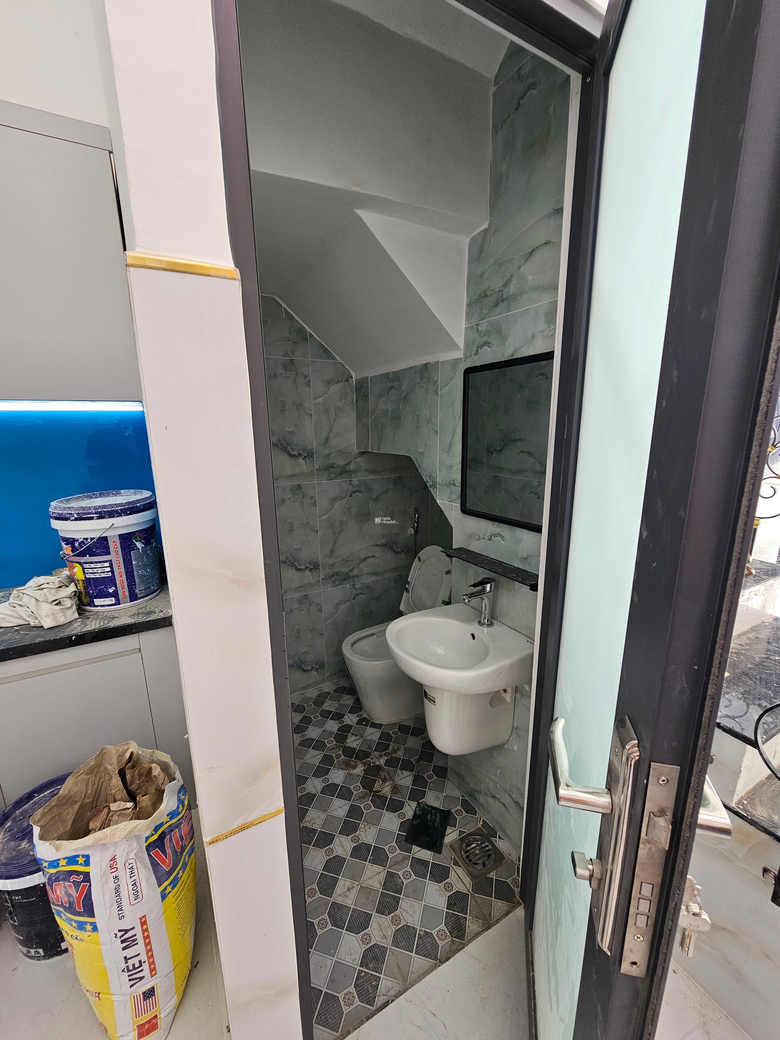 Chính chủ bán nhà mới 100% có SHR đường Chiến Lược