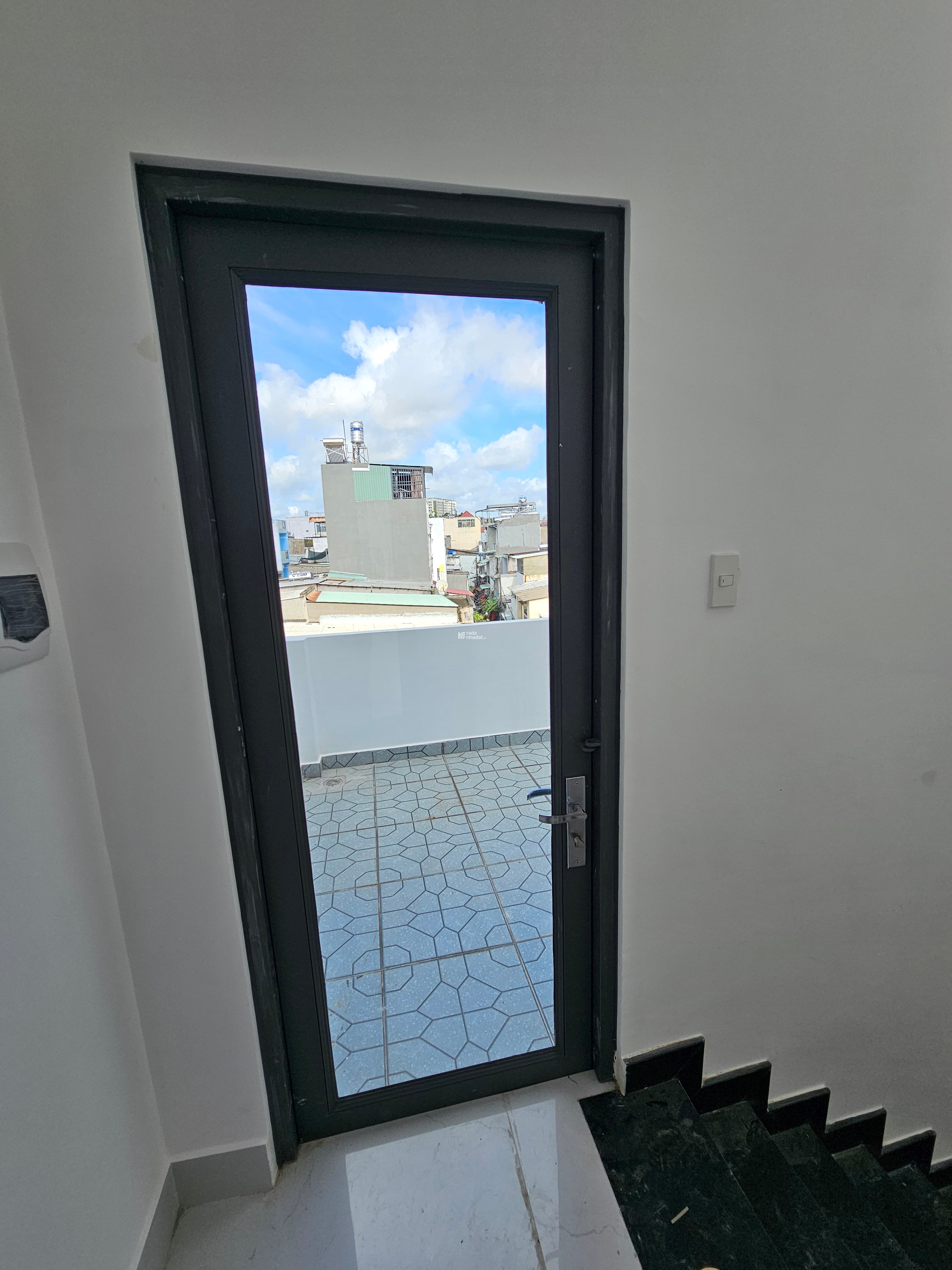 Chính chủ bán nhà mới 100% có SHR đường Chiến Lược