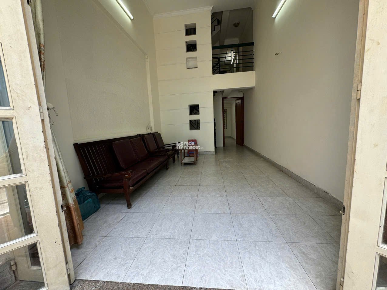 BÁN Nhà Trung Tâm Quận 10 - 3 Lầu  ST - Giá Dưới 4 Tỷ