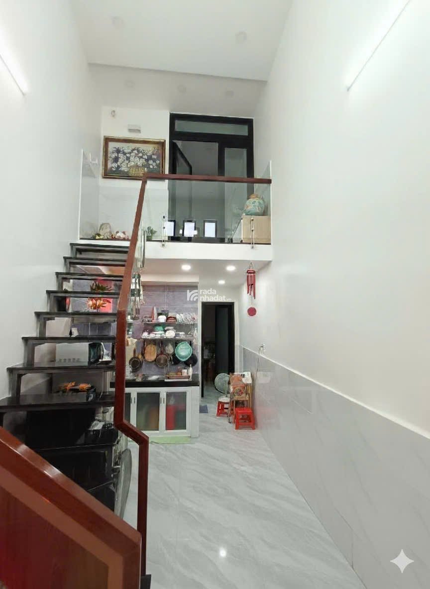 NHÀ ĐẸP HXH- ÂU DƯƠNG LÂN - 35M2 CẠNH BÊN QUẬN 1 NHỈNH 4 TỶ