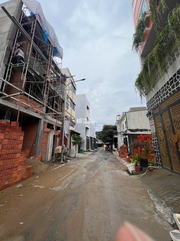 SIÊU PHẨM 2 TẦNG - HỒ VĂN LONG - XE HƠI NGỦ NHÀ - 58M2- CHƯA TỚI 5 TỶ