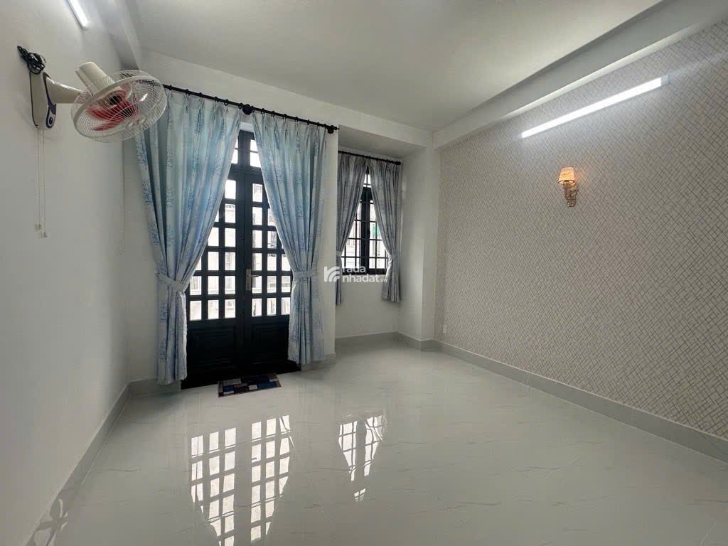 Nhà Phố 4 Tầng Gần Ngay  Cổng Nhà Máy Bia Tiger & Heiniken Lê Văn Khương P Hiệp Thành Quận 12