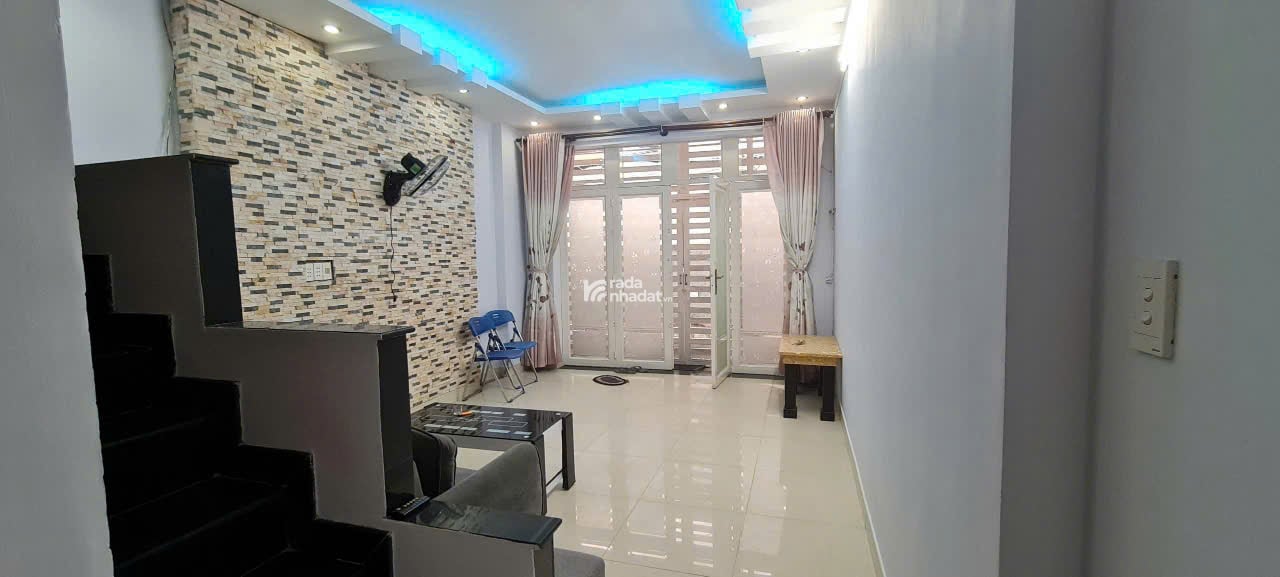 Bán nhà Nguyễn Hữu Cảnh, 2 Tầng đúc kiên cố