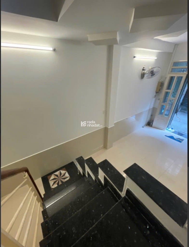 NHÀ 4 TẦNG - 25M2 - HẺM 4M THÔNG - DÒNG TIỀN 18 TR/T