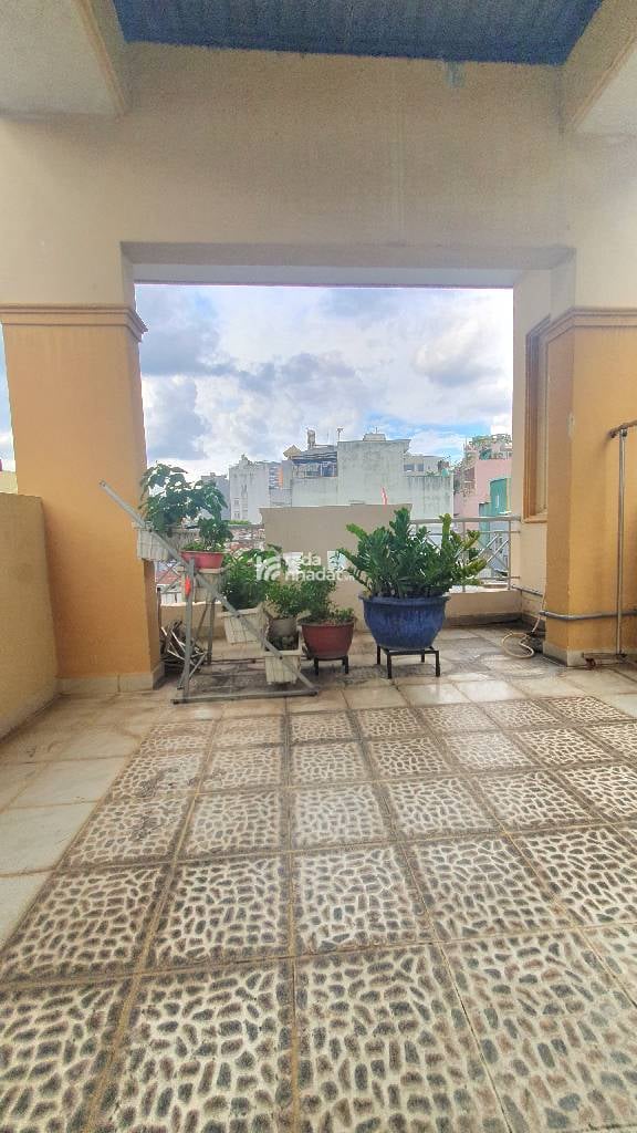 SÁT VÁCH QUẬN 1, ĐIỆN BIÊN PHỦ, BÌNH THẠNH, 90M2 TIỆN XÂY MỚI. GIẢM 550TR CHỈ CÒN 14T TL 