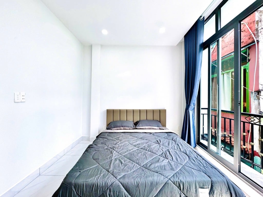 HẺM XE HƠI BÙI ĐÌNH TÚY, BÌNH THẠNH, 3 TẦNG MỚI Ở NGAY. GIẢM 350TR CHỈ CÒN 4.25T TL 