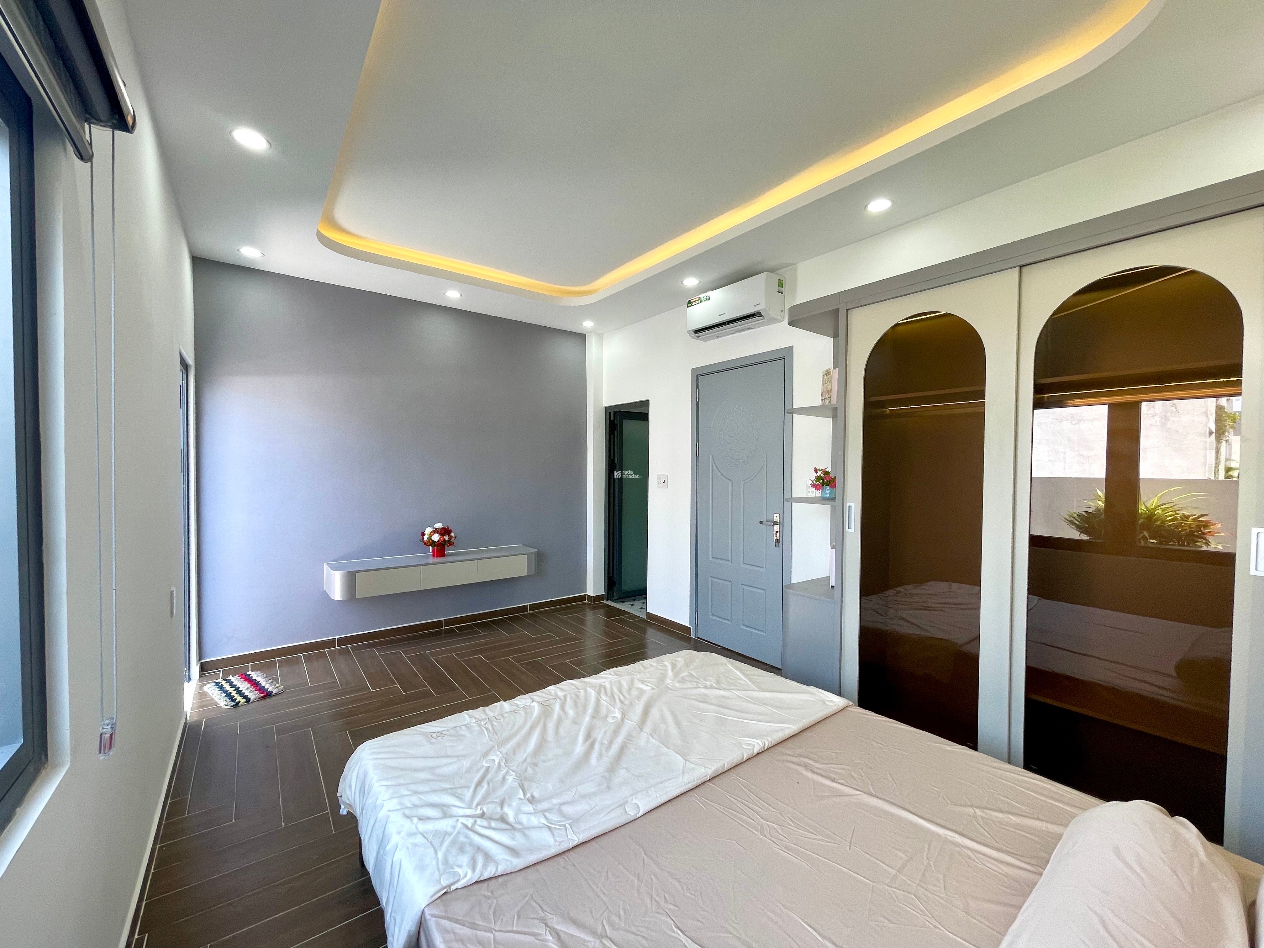 NHÀ 3 TẦNG KẾ EMART 2 - NGANG 5.2 DÀI 13 - FULL NỘI THẤT - NGUYỄN TƯ GIẢN - CHỈ 6.9 TỶ TL