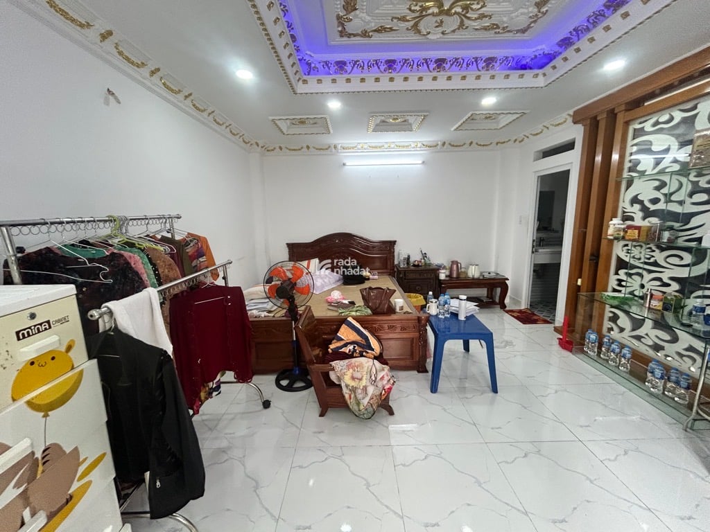 BÁN NHÀ 5 TẦNG 91M2 11.5 TỶ HẺM 10M LÔ GÓC KINH DOANH NGAY TÊN LỬA TỈNH LỘ 10  