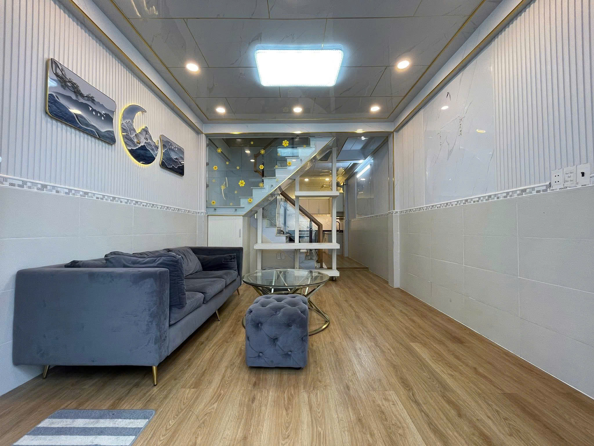 Siêu phẩm nhà đẹp Q10 GIÁ 3TỶ790, full nội thất, dọn vào ở liền, HXH, vị trí đẹp, LH ngay