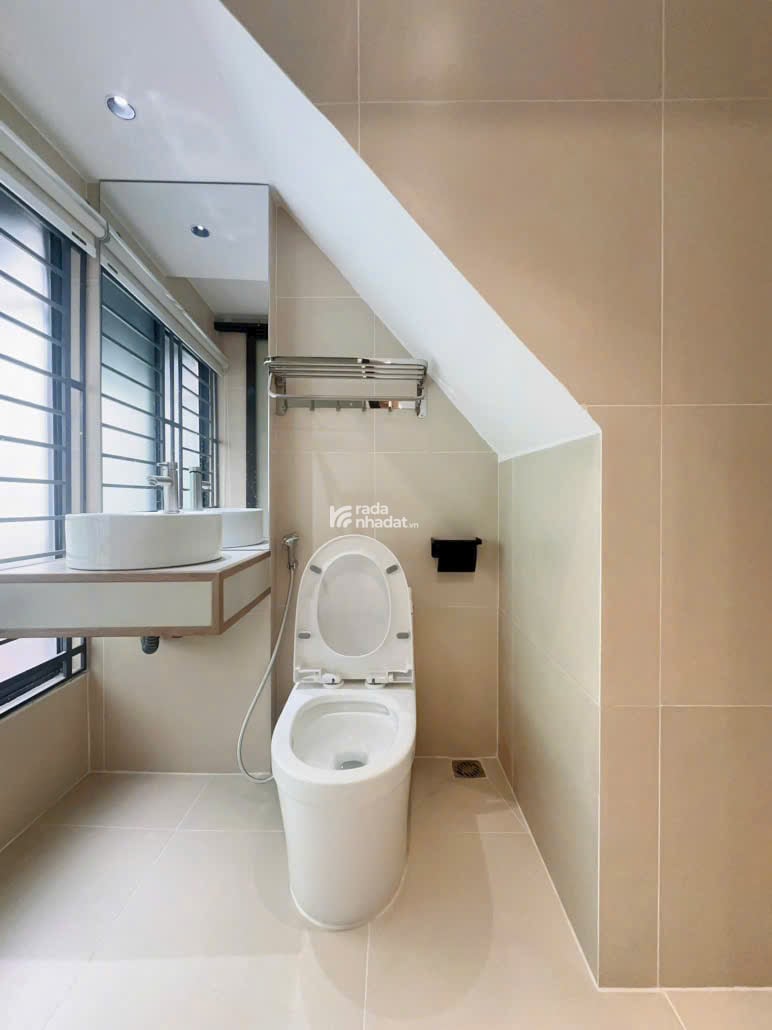 PHÚ NHUẬN PHAN XÍCH LONG - HẺM 5M - 3TẦNG - DTSD 60M2 NGANG 5M SỔ A4 - 4.1 TỶ