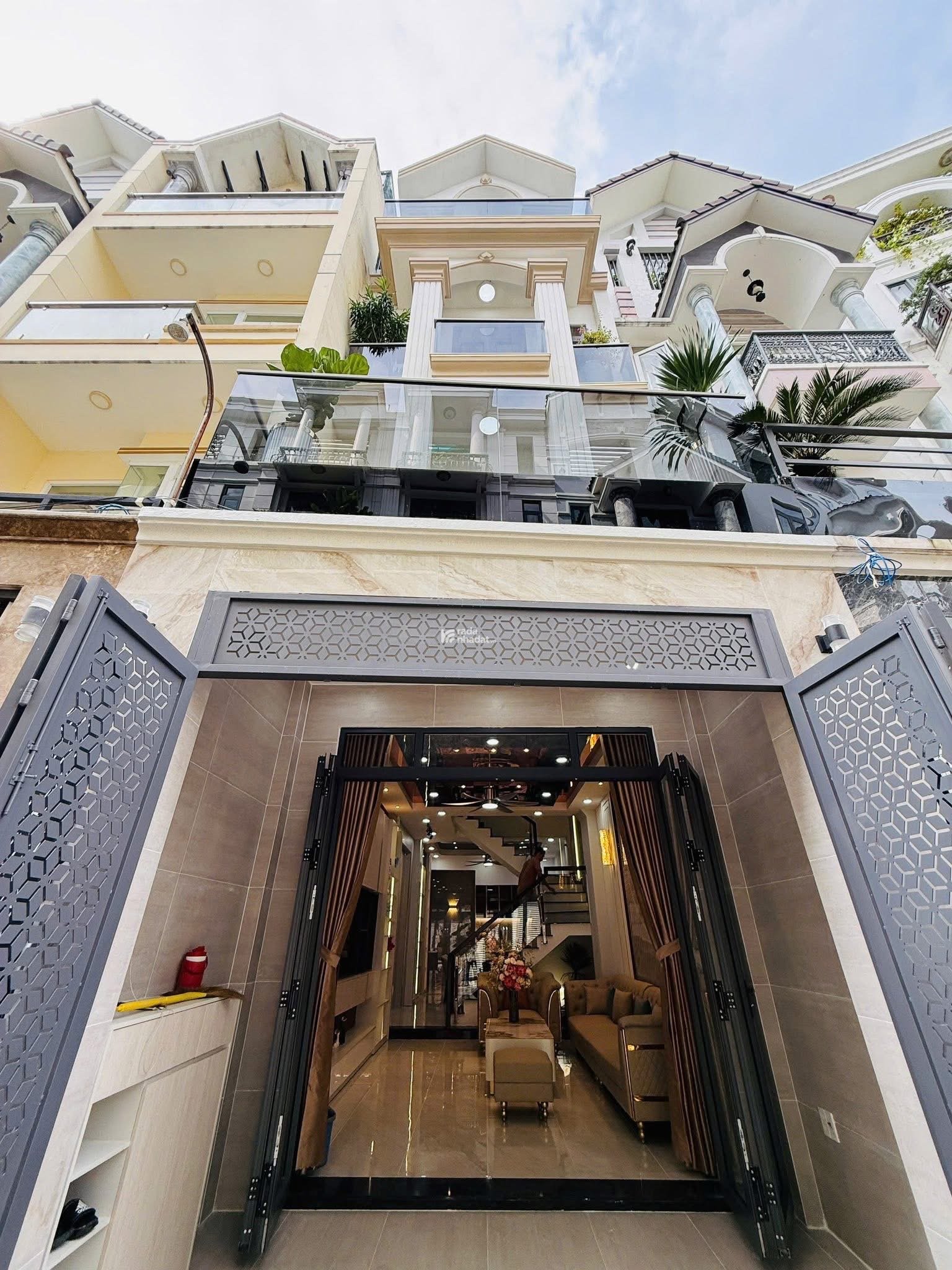 NHÀ ĐẸP 5 LẦU KHU NHÀ LẦU ĐỒNG BỘ - 4x15 - FULL NỘI THẤT CAO CẤP - CHỈ 8.9 TỶ TL