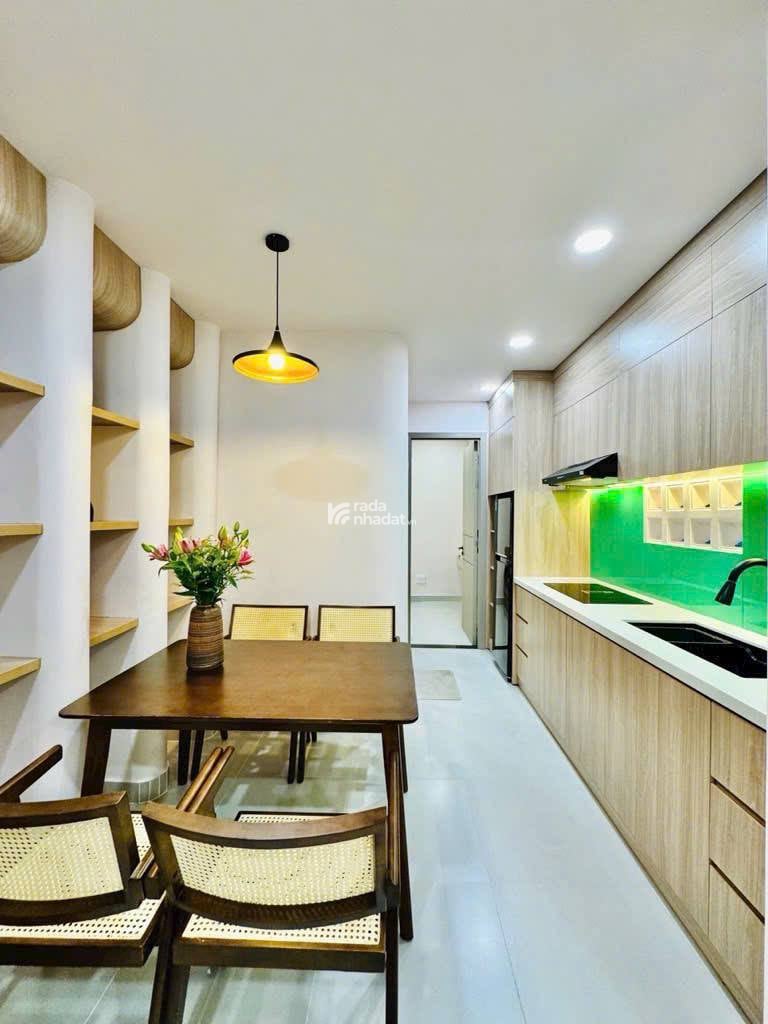 LÊN SÓNG Căn Nhà Siêu Xinh CĂN GÓC HAI MẶT HẺM - SỔ NỞ HẬU DT 33M 3PN NHỈNH 4.X TỶ