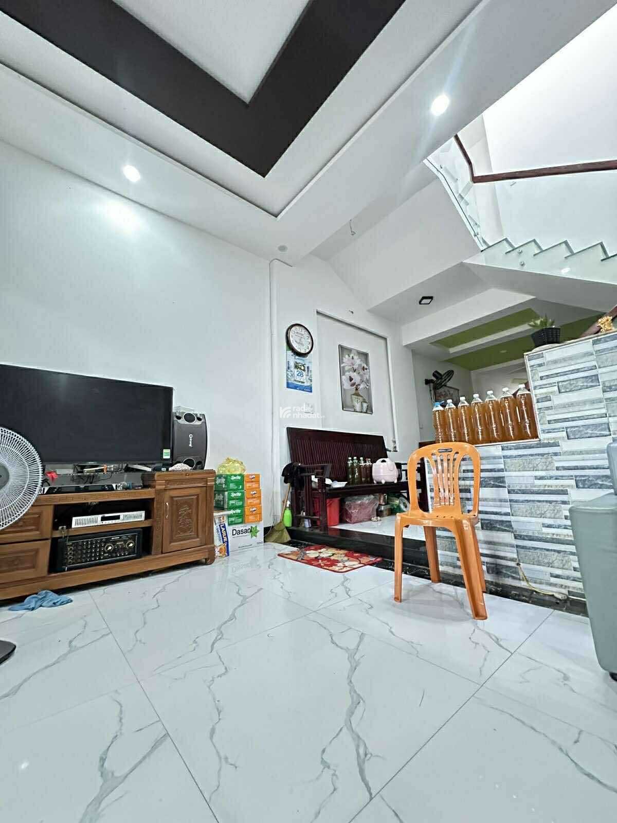 NHÀ ĐẸP , MẶT TIỀN ĐƯỜNG LỚN TRÀ KHÊ 7 - NGŨ HÀNH SƠN- ĐÀ NẴNG
