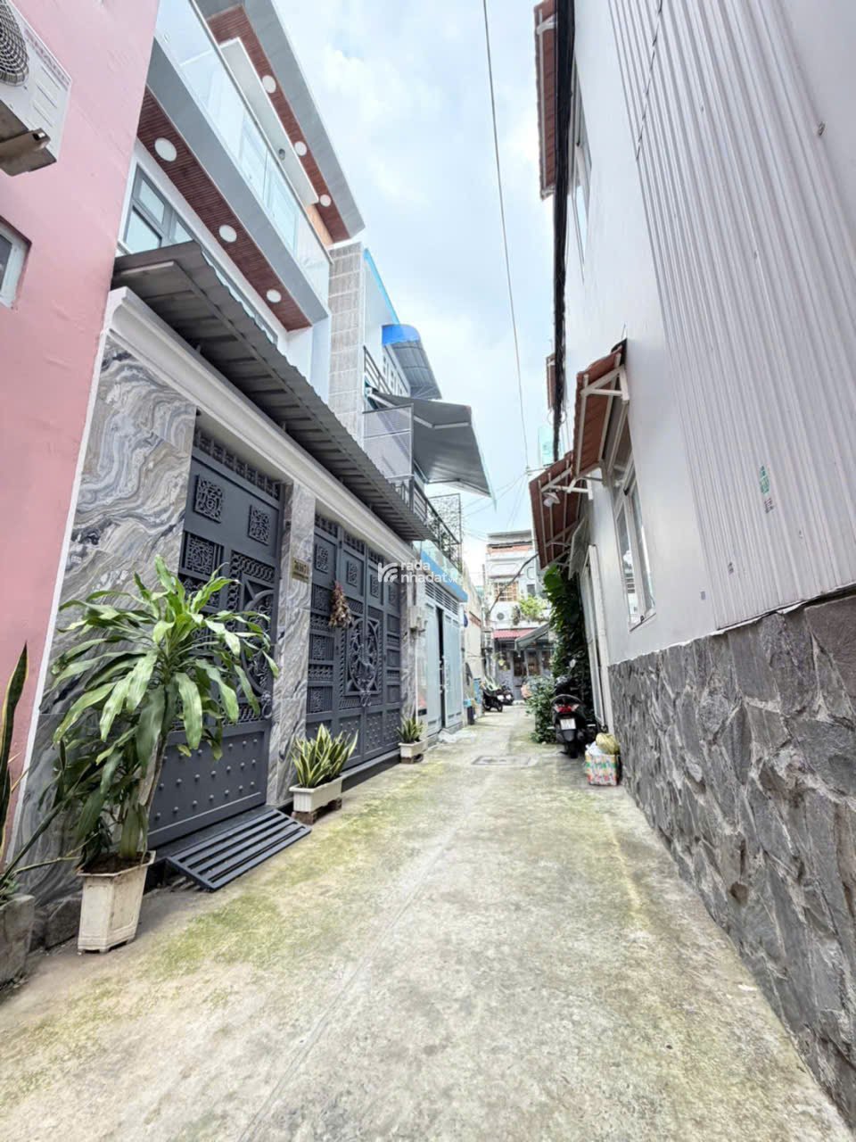 BÁN NHÀ HXH NGUYỄN SƠN, QUẬN TÂN PHÚ, DT NGANG 12M X 4.1M, ĐANG CHO THUÊ 4P