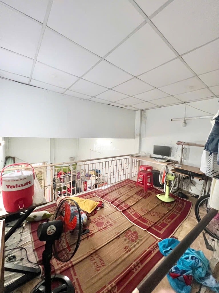  Hẻm 6m xe hơi tới cửa, vị trí đẹp, gần công viên Cầu Trắng