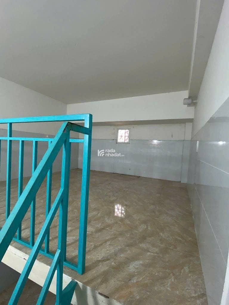  2 Tầng. Gồm 14 Phòng Trọ- khoán 20tr/th@ Dt: 109m2 (5x22)# Kết Cấu: nhà 2 Tần