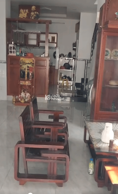 Bán nhà Nguyễn Văn Quỳ; 5x20m; 2 tầng; 3PN; 3WC; sổ hồng riêng