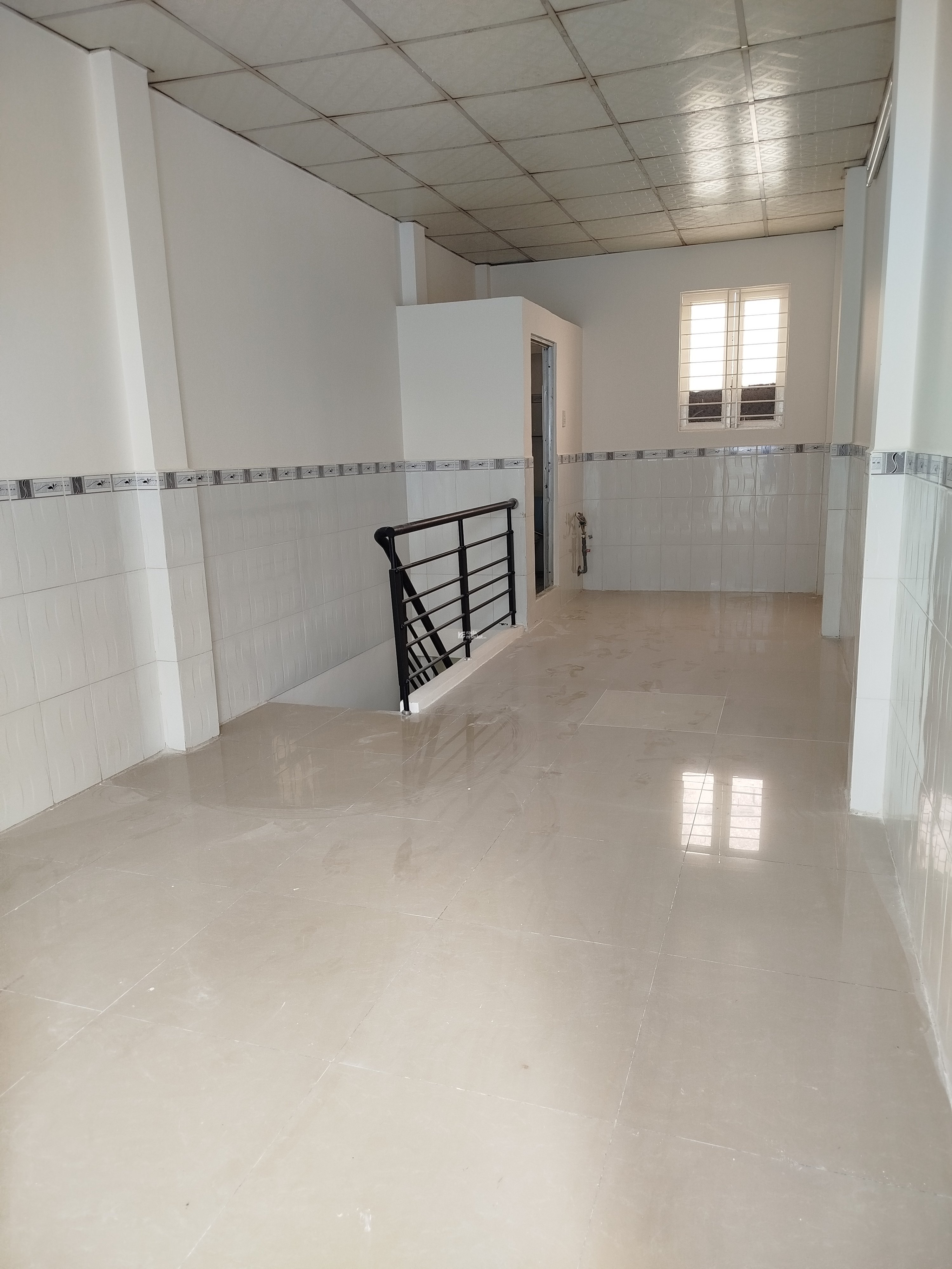 Bán nhà Q8...1 trệt 1 lửng 1 lầu