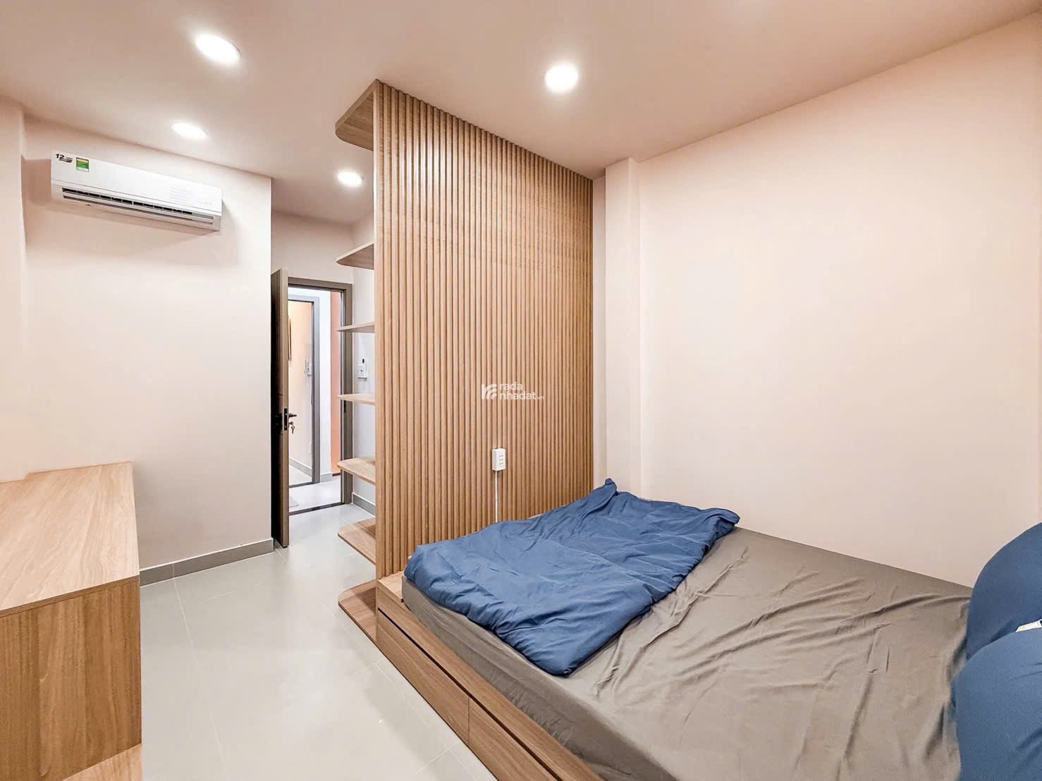 Nhà đẹp full nội thất cao cấp ngay Tầm Vu, Bình Thạnh, 40m2 gần công viên bến xe SHR giá 2 tỷ 680TL