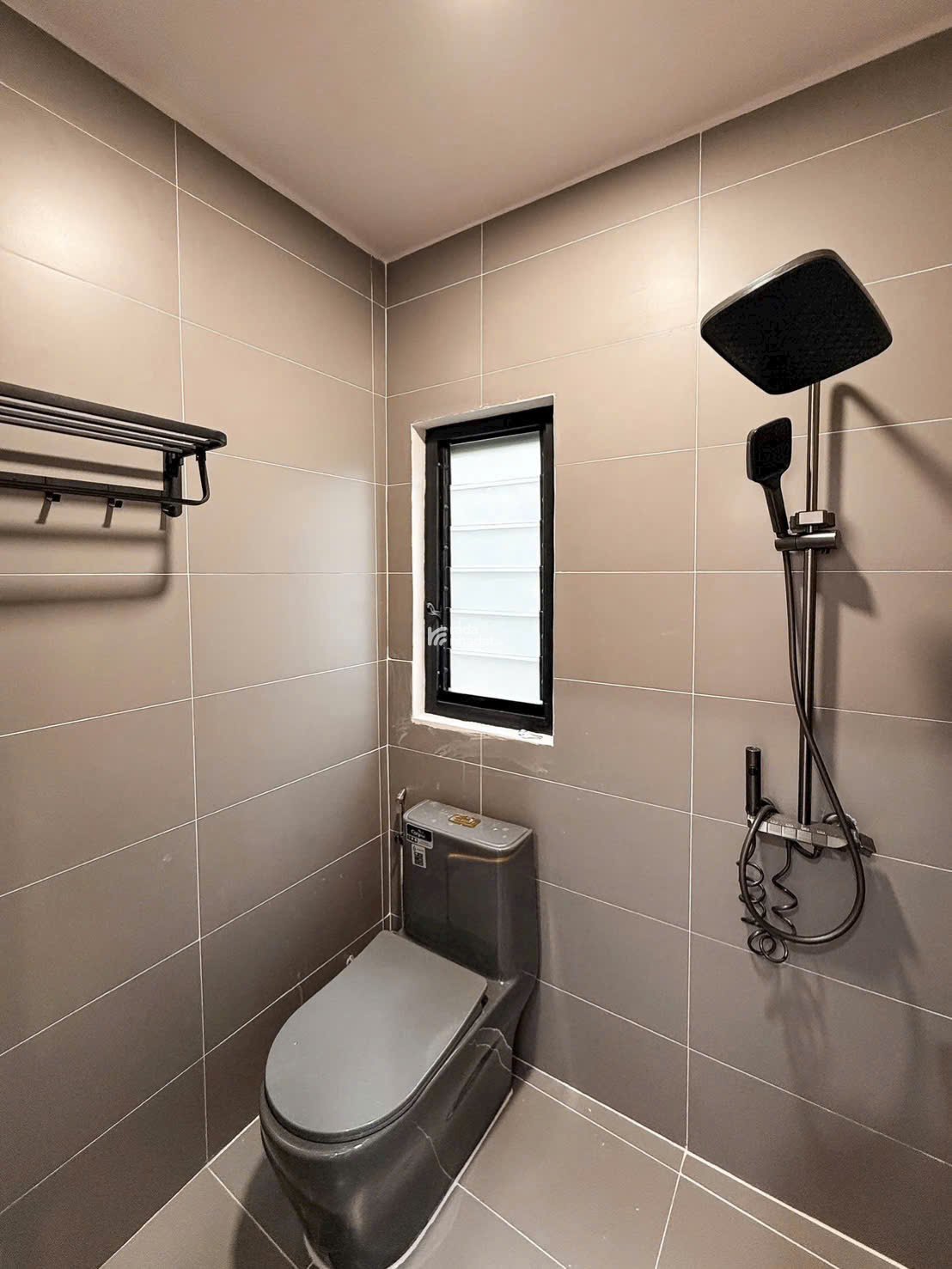 Nhà đẹp full nội thất cao cấp ngay Tầm Vu, Bình Thạnh, 40m2 gần công viên bến xe SHR giá 2 tỷ 680TL