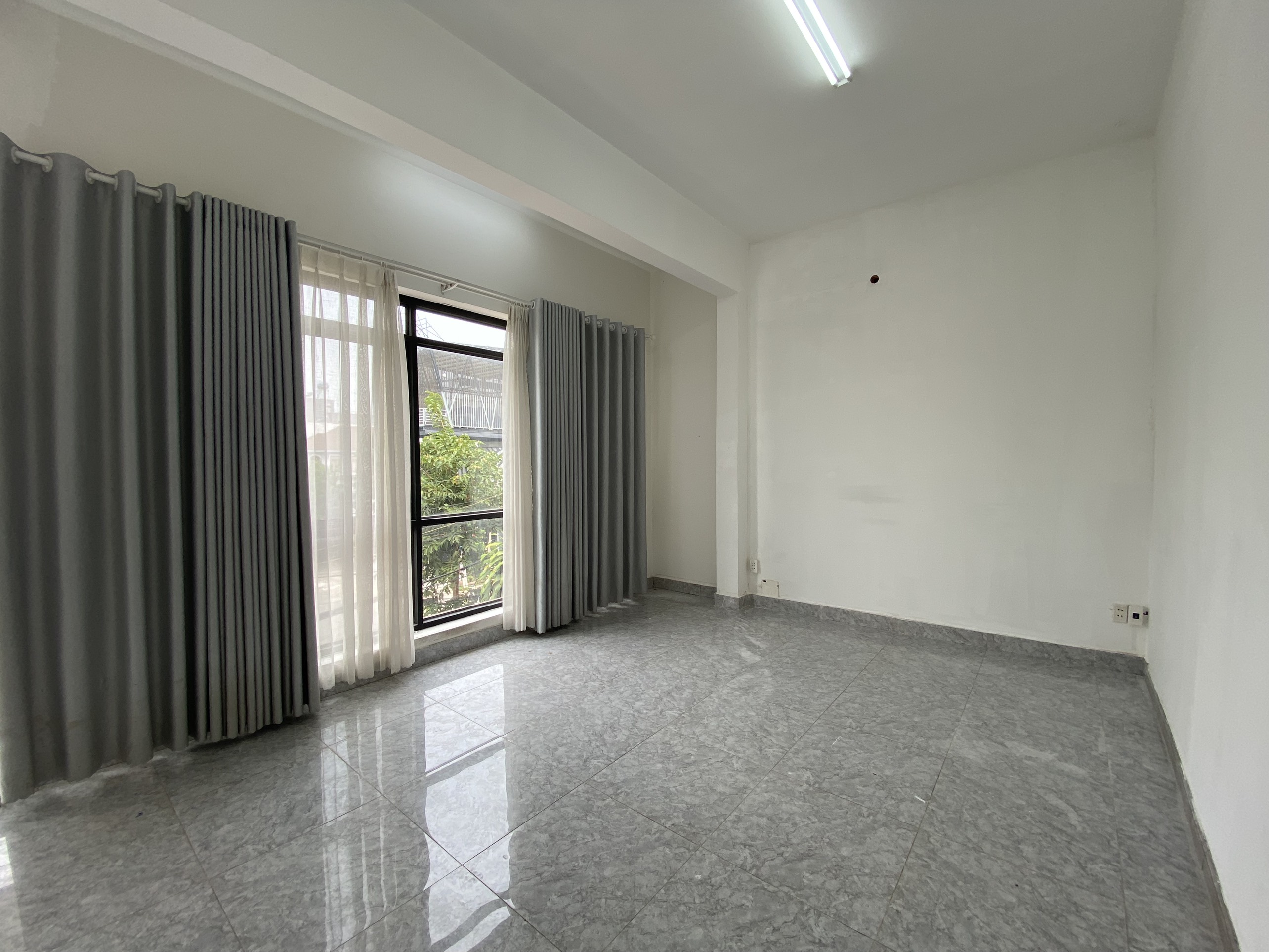 SIÊU PHẨM MẶT TIỀN HUỲNH VĂN NGHỆ, NGANG 10M HIẾM CÓ, ĐỐI DIỆN CÔNG VIÊN PHÚ LỢI 5.000M2