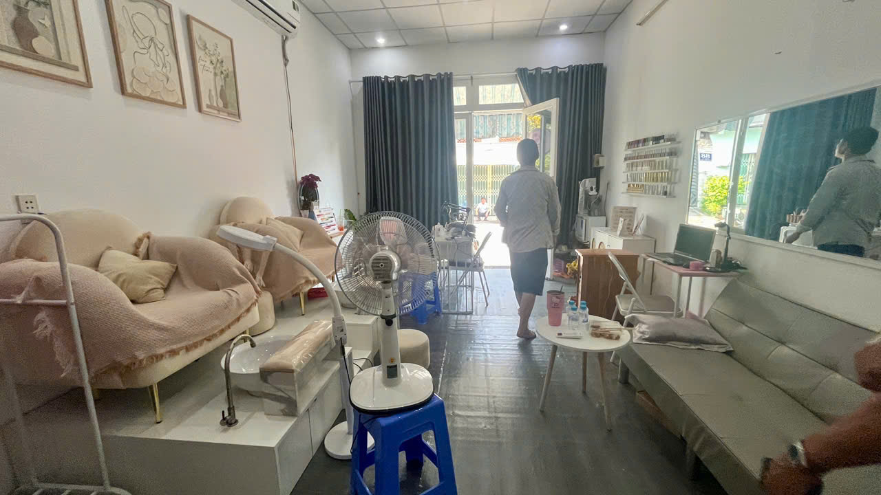 MẶT TIỀN LONG TRƯỜNG - KINH DOANH VIP - 76M2 NỞ HẬU - DÒNG TIỀN SẴN - CHỈ 5.2 TỶ