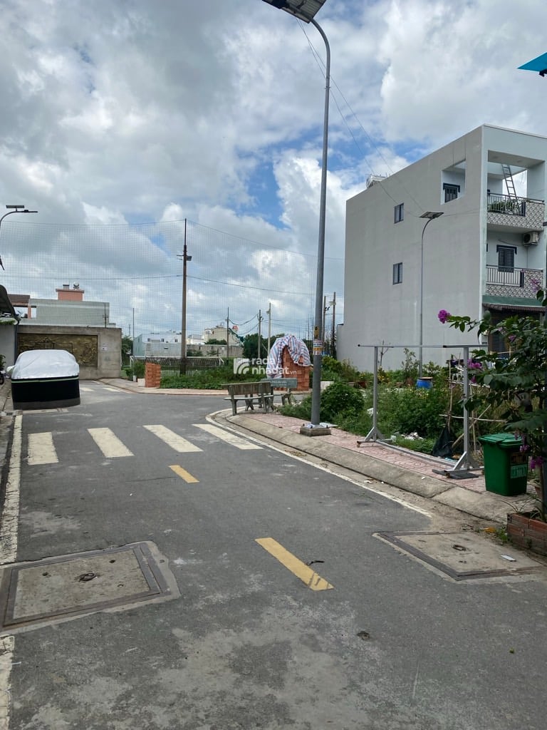 BÁN ĐẤT TÂY LÂN BÌNH TÂN 64M2 3.9 TỶ KHU PHÂN LÔ HẺM XE HƠI 