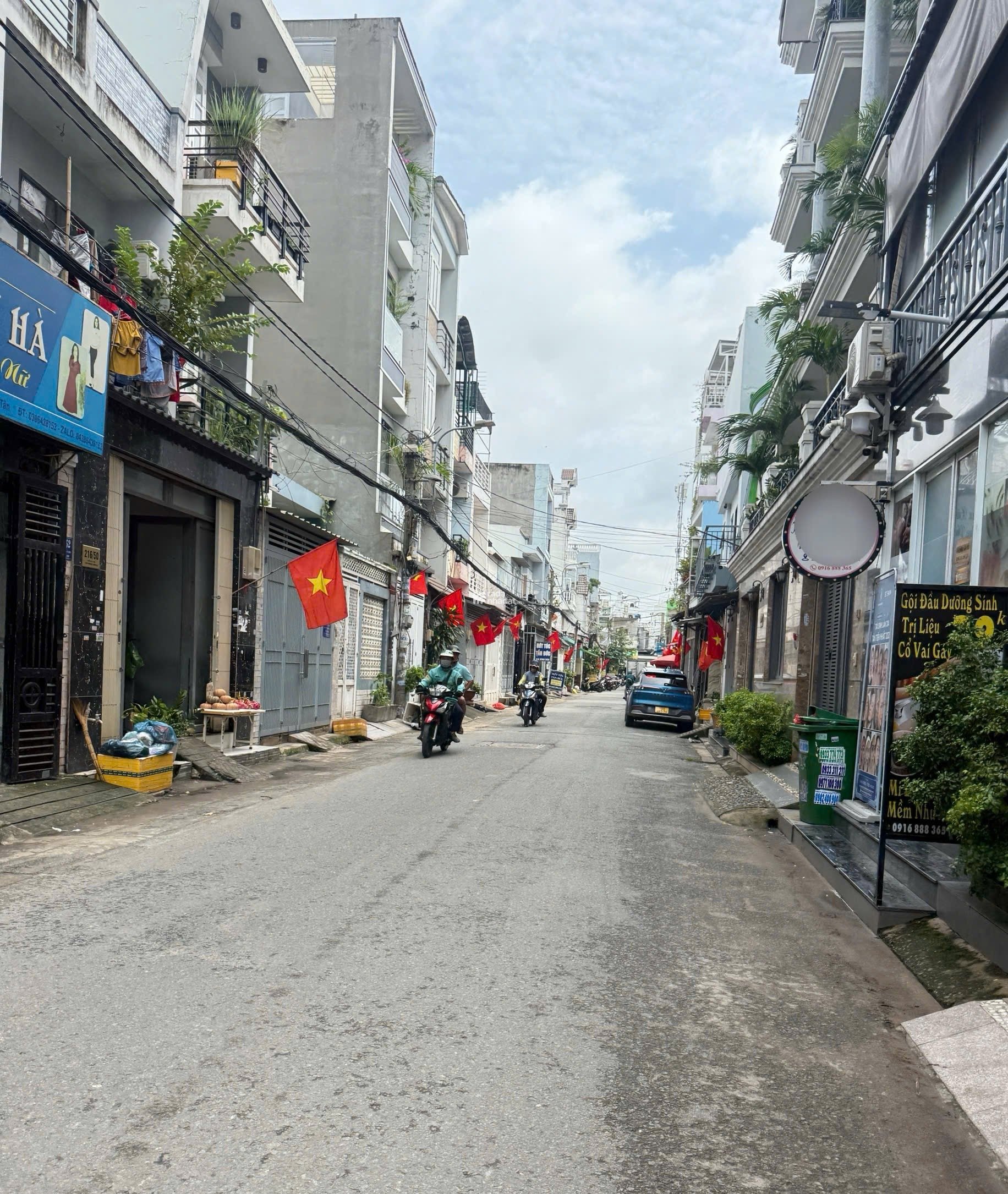 Vị Trí KD Chợ 26 Tháng 3 Nhà 3Tầng BTCT 109m2 (4x27m) Đường 8m Thông Sang Aoen Celadon Tân Phú