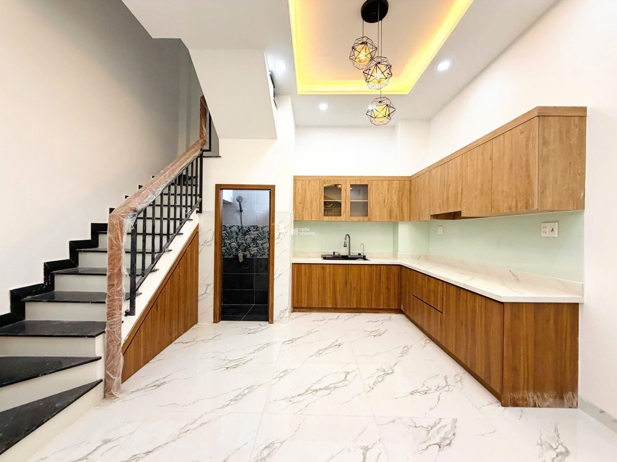 GIÁ TỐT - VỊ TRÍ ĐẸP - NHÀ KỲ ĐỒNG- PHƯỜNG 9 - QUẬN 3 - DT 36M2 - GIÁ 4TỶ350 - CÓ HĐ THUÊ 19TR/TH