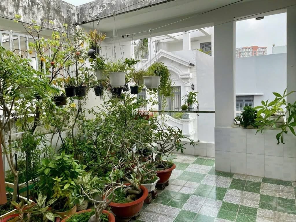 NHÀ 4 TẦNG PHẠM VĂN CHIÊU - HẺM XE HƠI - 4x15 - KHU PHÂN LÔ - DÂN TRÍ - CHỈ 7.6 TỶ TL