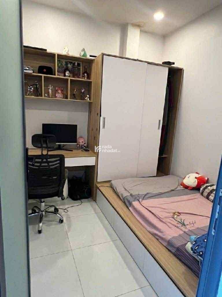 cực hiếm - nhỉnh 3 tỷ - hẻm xe hơi tránh - ngay Lê Văn Lương - phù hợp vừa ở vừa kinh doanh 