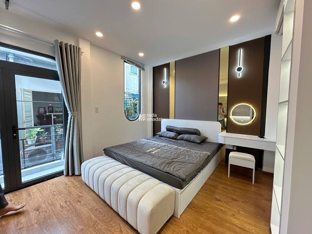 Kẹt tiền bán nhà giá 3 tỷ 650, đường Nguyễn Lâm, Phường 1, Bình Thạnh sát Quận 1