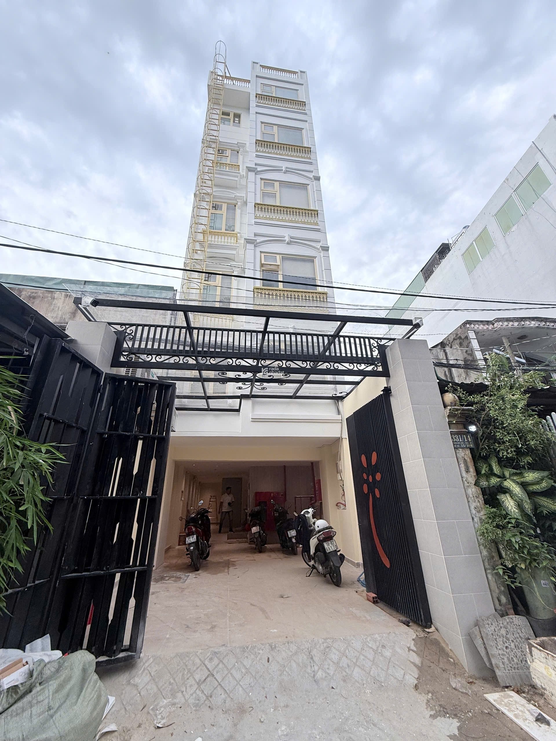 SIÊU PHẨM TÒA NHÀ CHDV   6 TẦNG - DÒNG TIỀN 120 TRIỆU/THÁNG. GIÁ 23.5 TỶ- GÒ VẤP