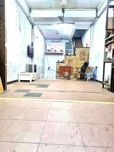 Mặt tiền Mai Xuân Thưởng 73.5m 6 tầng 4.1x 18.3 giá 16.9 tỷ.