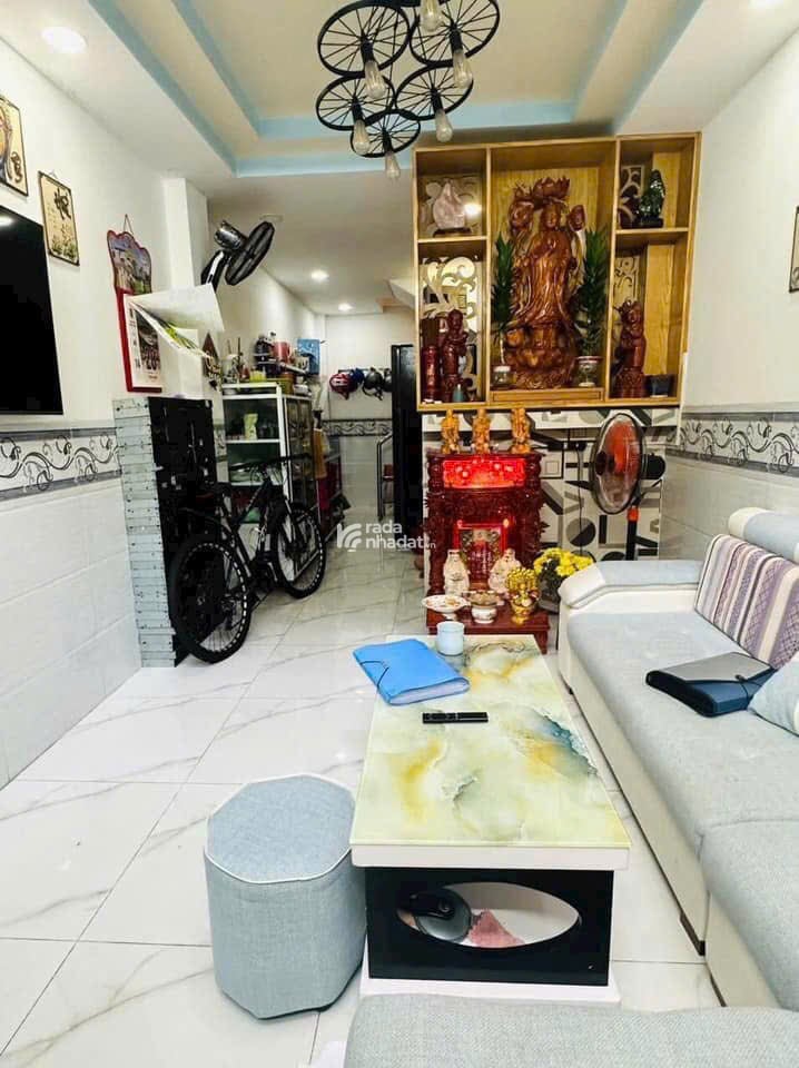 Bán nhà hẻm 4m Nguyễn Tri Phương Quận 10- 5.68 tỷ 